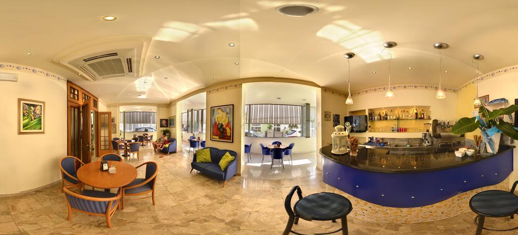 Hotel Ave Rimini Exterior photo