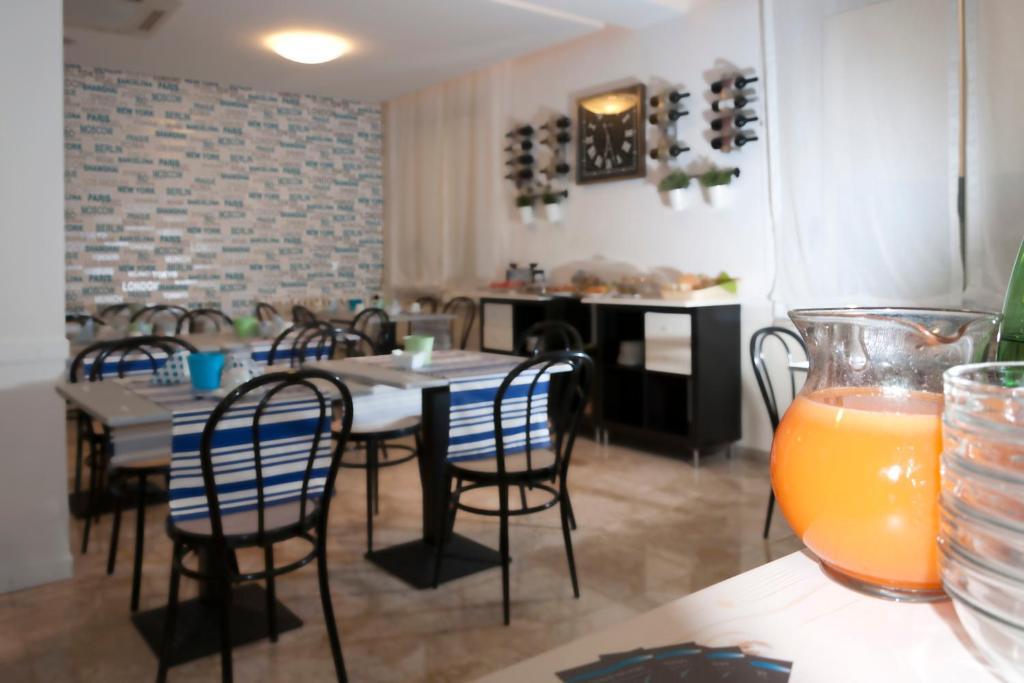 Hotel Ave Rimini Exterior photo