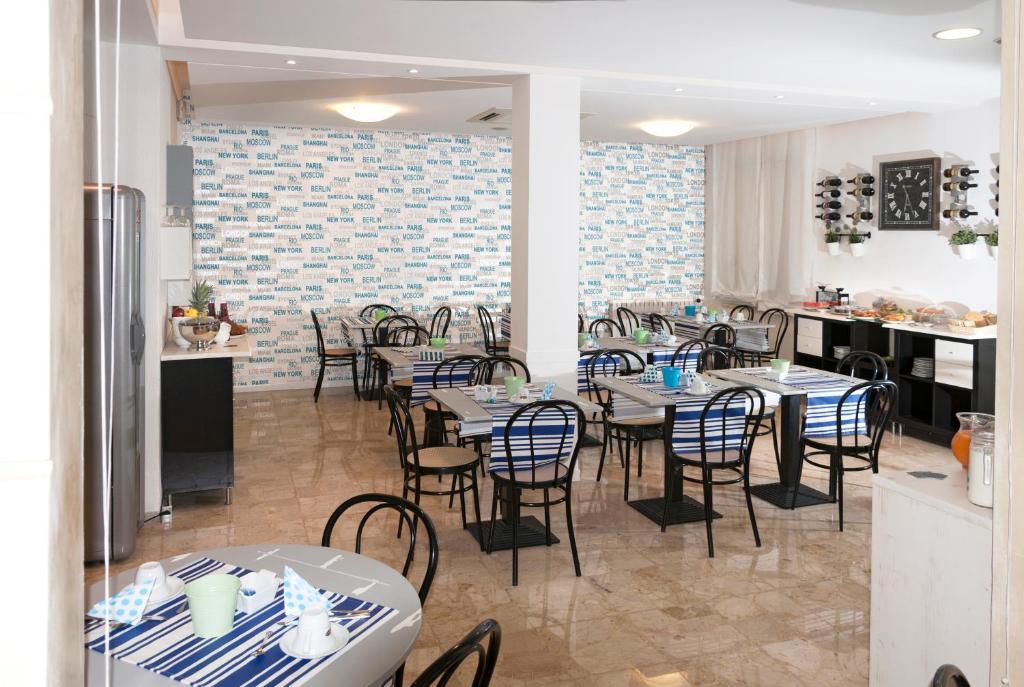 Hotel Ave Rimini Exterior photo